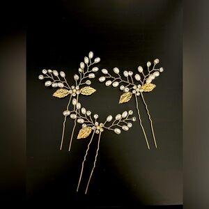 Brand New Gold Faux Pearl Floral Hair Pin x3